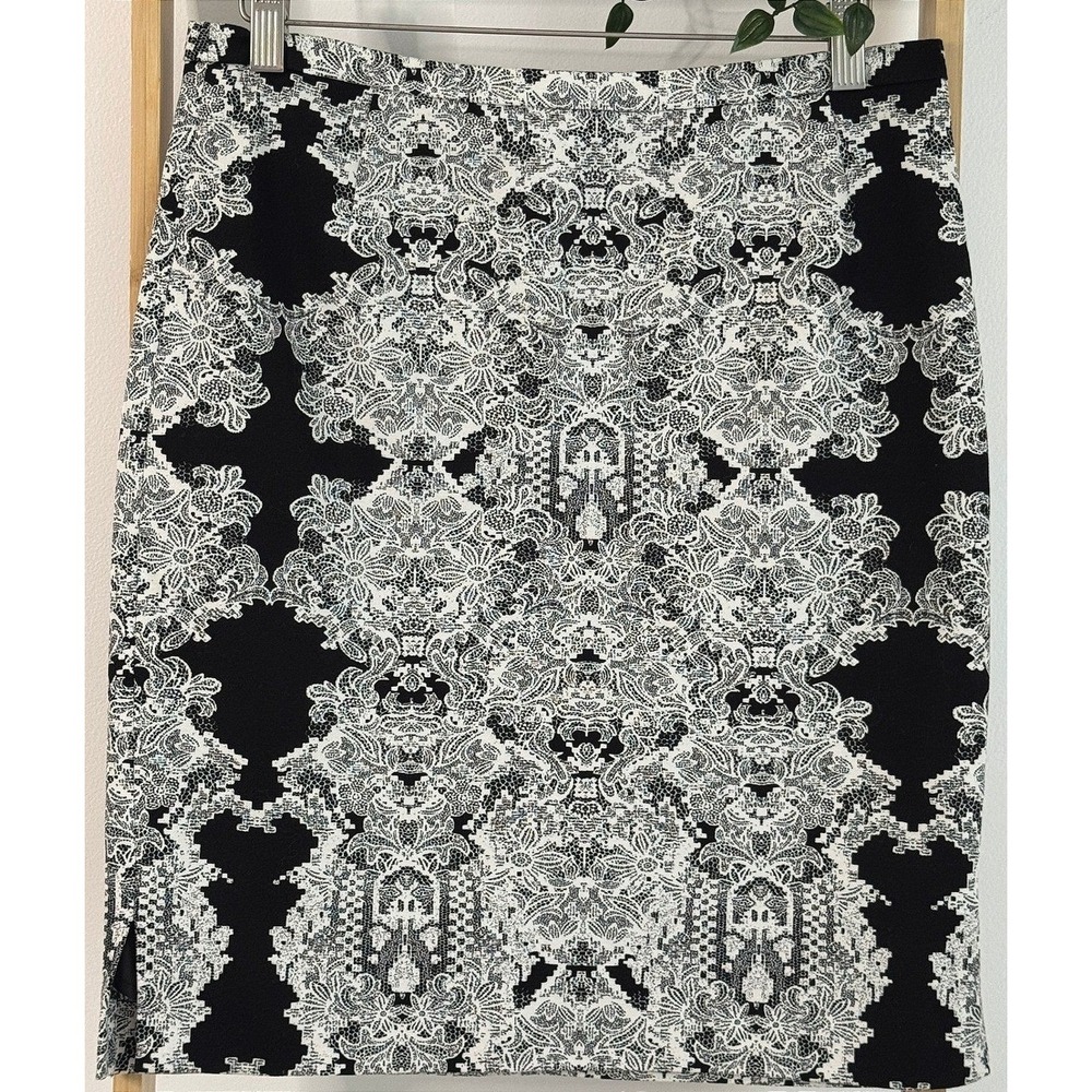HM Womens Black White Damask Lace Print Pencil Skirt Size 10 Side Slit Lined